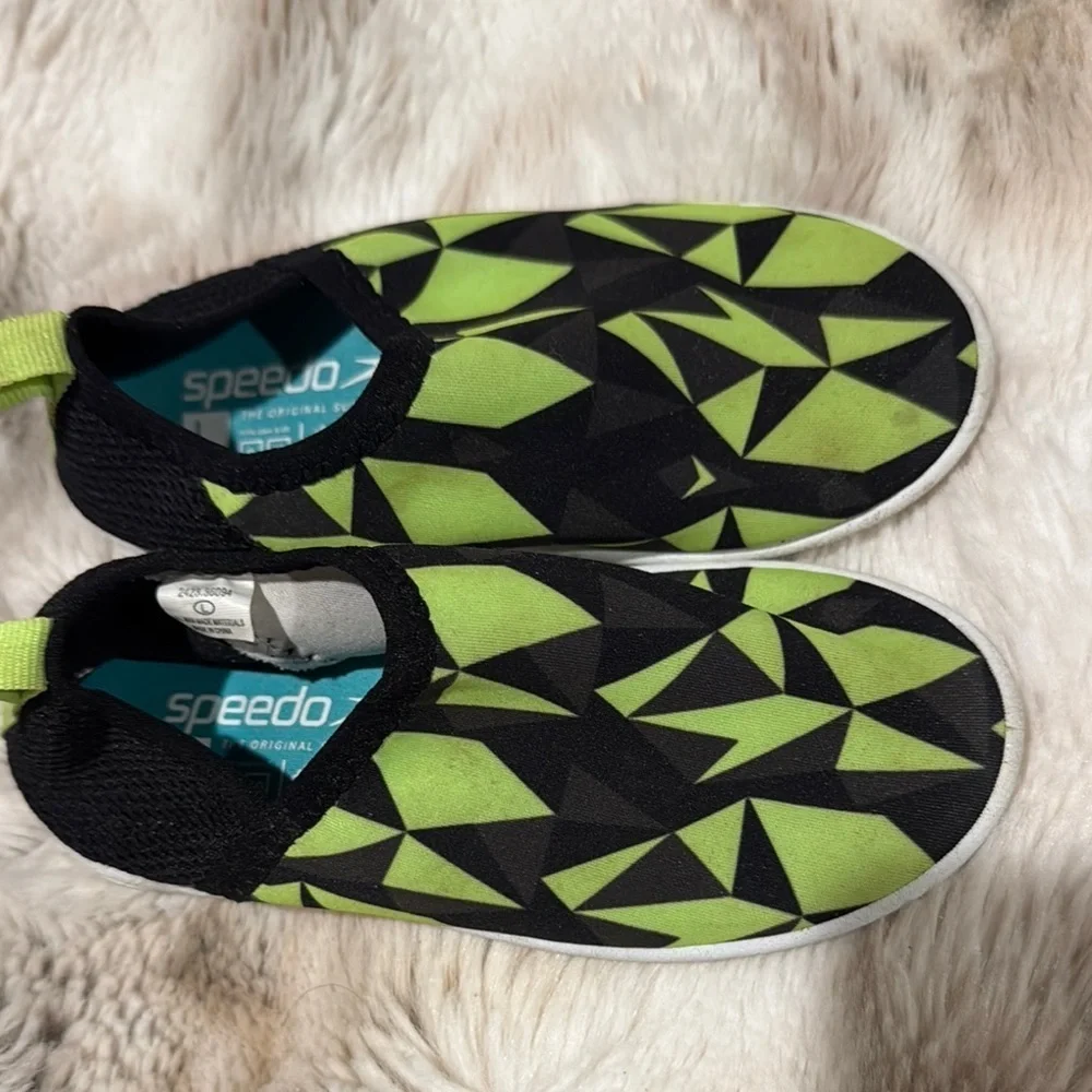 Geometric Green Kids Swim Shoes